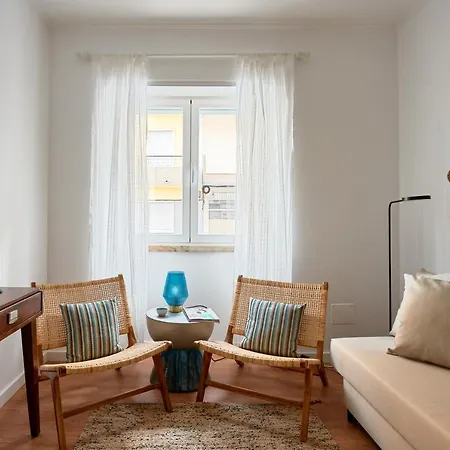 Belem Light Filled With Patio, By Timecooler Лісабон