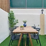 Belem Light Filled With Patio, By Timecooler Appartement