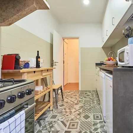 Belem Light Filled With Patio, By Timecooler Apartment *