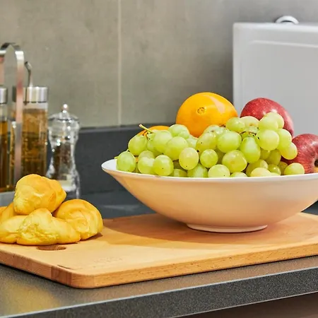 Belem Light Filled With Patio, By Timecooler Лиссабон