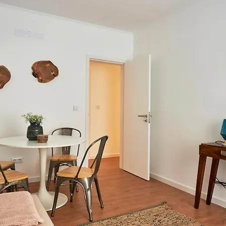 Belem Light Filled With Patio, By Timecooler Daire *