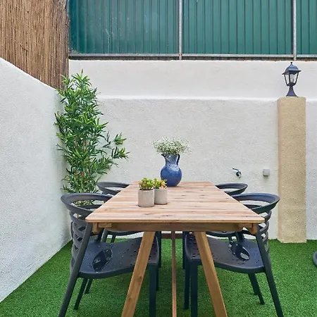 Belém Light Filled With Patio, By Timecooler Appartement